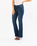 Bootcut Jean